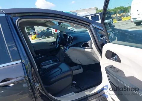 2023 Chrysler Pacifica Touring L из США, поврежденный, VIN 2C4RC1BG1PR587193